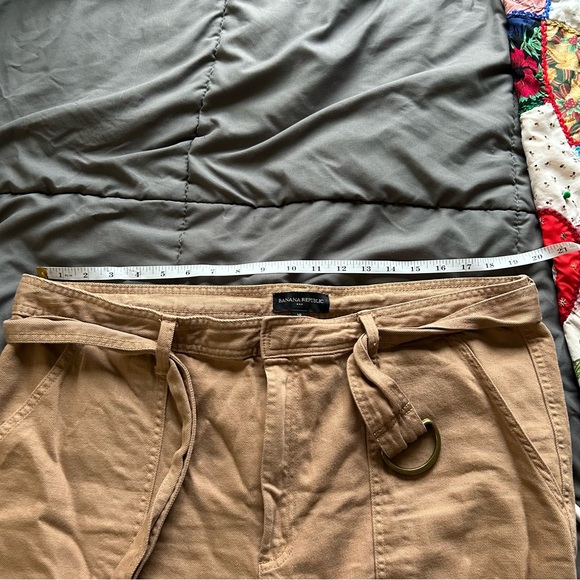 Banana Republic Jogger Cut Cargo Pants - Picture 4 of 15